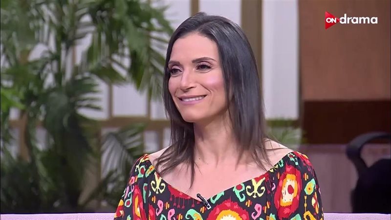 الفنانة هايدي عبد