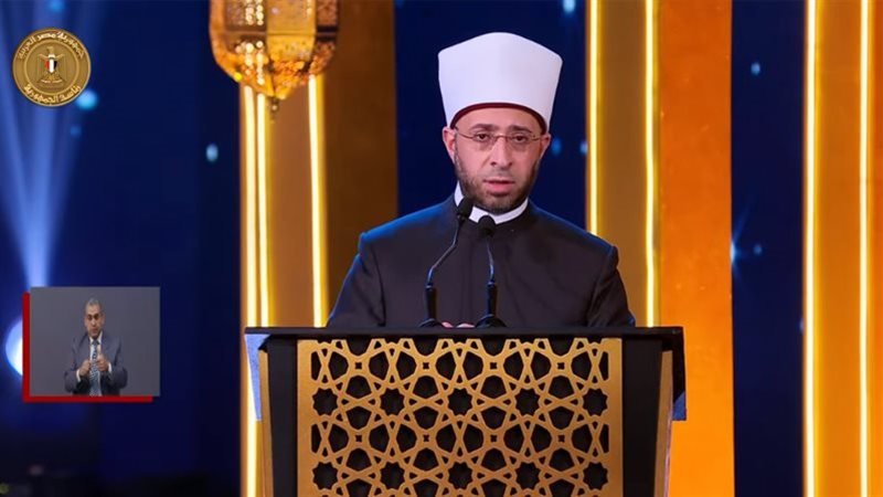 وزير الأوقاف خلال