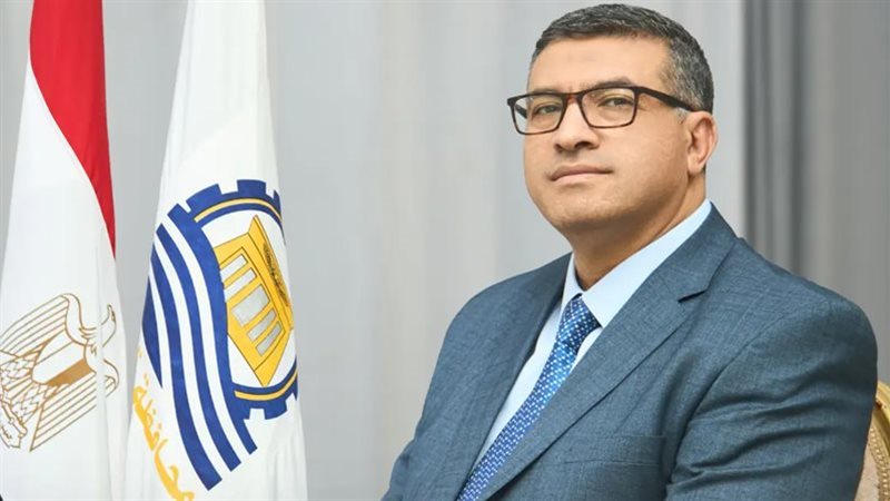 محافظ قنا الدكتور