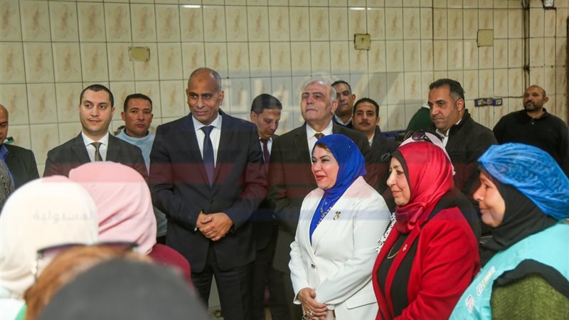 جولة المحافظ 