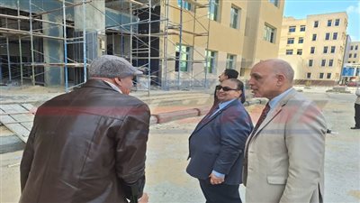 رئيس جامعة كفر الشيخ يتفقد المنشآت الجامعية الجديدة
