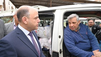 محافظ الغربية يراجع موقفي الجلاء والجملة بطنطا ويطالب بالإبلاغ عن المخالفات