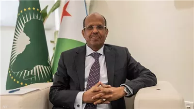 رئيس مفوضية الاتحاد الإفريقي يشيد باتفاق غينيا وليبيريا