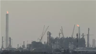 قطر: اندلاع حريق في منطقة رأس لفان عقب هجوم إيراني