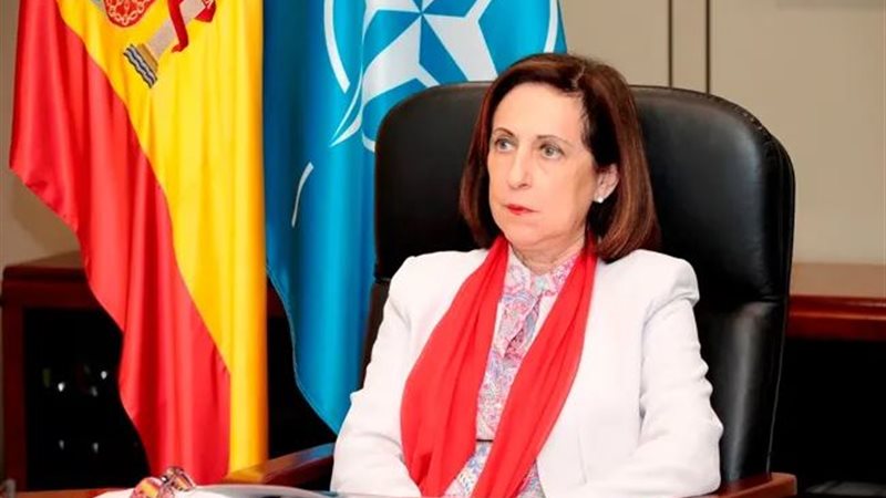 وزيرة الدفاع الإسبانية