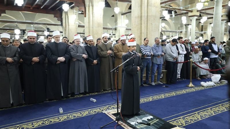 الطالب علي عمر خلال