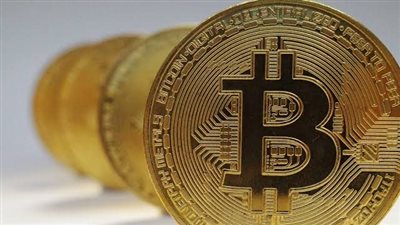 سعر بيتكوين ينخفض دون 71 ألف دولار وتقليص المتداولين رهانات خفض الفائدة