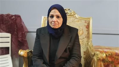 الأم المثالية بالمنيا.. زواج لمدة عامين ورحلة كفاح ممتدة منذ 34 عامًا