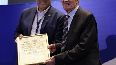 رئيس الاتحاد الدولي لليد يهنئ نظيره المصري بعيد الفطر