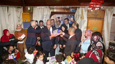 محافظ كفرالشيخ يزور دار الأيتام الرضع ويوجه بتقديم الرعاية الكاملة لهم