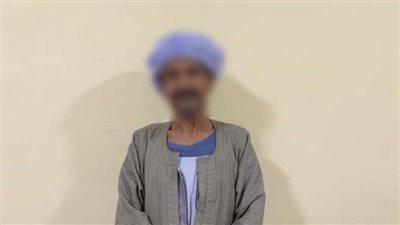   ضبط شخص لترويجه المخدرات بأسوان بعد تداول فيديو على مواقع التواصل