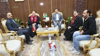 محافظ المنوفية يستقبل وفد الكنيسة الإنجيلية لتقديم التهنئة بعيد الفطر المبارك ويؤكد أننا جميعاً نسيج واحد 