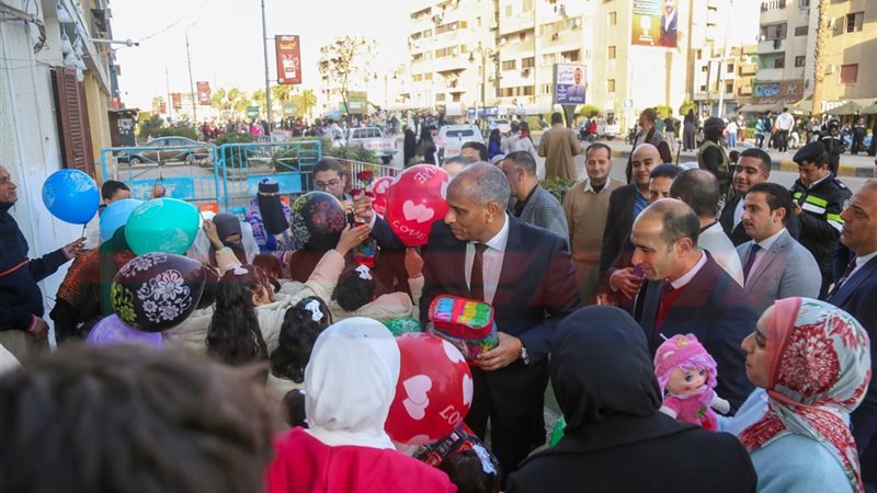 جولة المحافظ 