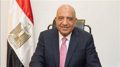 وزير الكهرباء يتابع منظومة خدمات المواطنين ويتلقى تقريرًا حول الشكاوي ومعدلات الاستجابة 