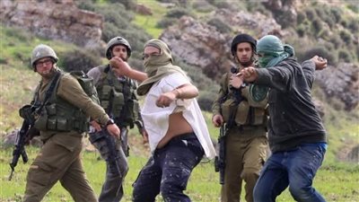 اعتداءات للمستوطنين وجيش الاحتلال في نابلس