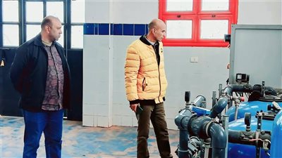 وزير الموارد المائية يتابع حالة محطات رفع المياه ومجهودات مصلحة الميكانيكا والكهرباء