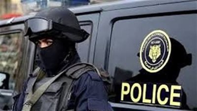 تفاصيل تداول فيديو بقيام شخص بالتعدي بالضرب على سيدة بالقاهرة 