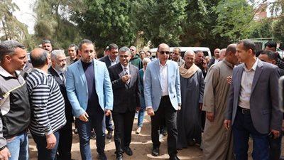 الانتهاء من رصف طريق طهنشا بتكلفة 8 ملايين جنيه ورفع كفاءة كوبري المحيط