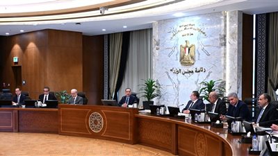 رئيس الوزراء يترأس اجتماع اللجنة المركزية لإدارة الأزمات