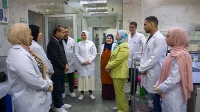   جولات تفقدية بمعامل ومعاهد 