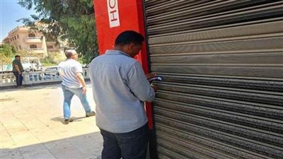 تحرير (111) مخالفة لمحلات لم تلتزم بقرار الغلق خلال 24 ساعة