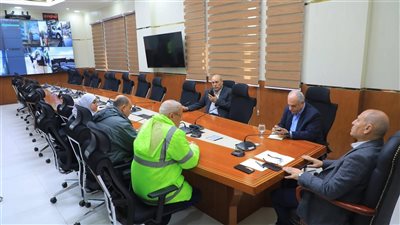 إبراهيم صابر : متابعة لحظية لانتشار معدات الصرف وفرق الطوارئ بأحياء القاهرة