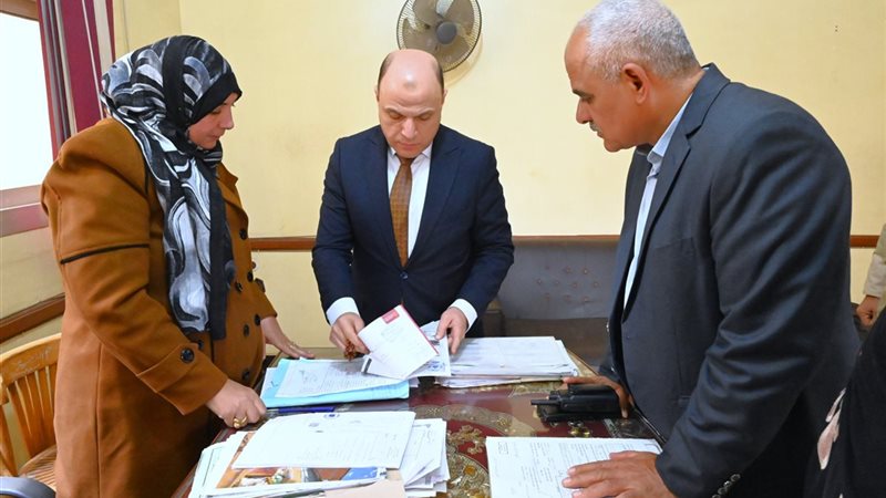 محافظ الغربية خلال