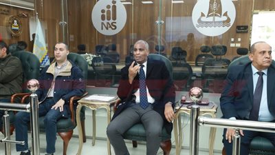 عمليات كفرالشيخ تتابع أعمال كسح مياه الأمطار وتقديم الخدمات للمواطنين