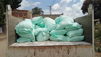  ضبط 2.5 طن دقيق مدعم  قبل بيعه بالسوق السوداء في الشهداء