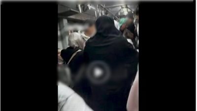 تفاصيل مشاجرة بين بعض السيدات والشباب داخل عربة مترو الأنفاق