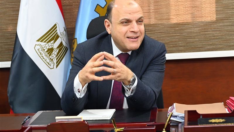 محافظ الغربية خلال