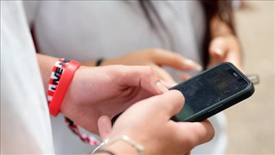 النمسا تعتزم حظر استخدام وسائل التواصل الاجتماعي للأطفال تحت 14 عاما
