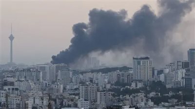 الجيش الإسرائيلي: قصفنا موقعا إيرانيا محوريا لإنتاج الصواريخ والألغام البحرية