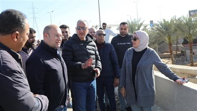 محافظ الجيزة يعاين موقع هبوط بمحور 26 يوليو بكرداسة