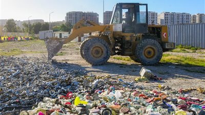 مصادرة وإعدام 300 شيشة في حملات مكثفة لإعادة الانضباط إلى الشارع السكندري