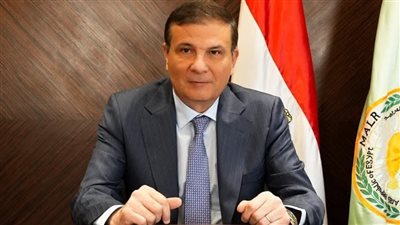 وزير الزراعة يهنئ نبيل فهمي بمناسبة ترشيحه لمنصب الأمين العام للجامعة العربية
