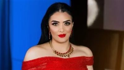 حورية فرغلي بتجربة جديدة على خشبة مسرح الهوسايبر 11 إبريل 