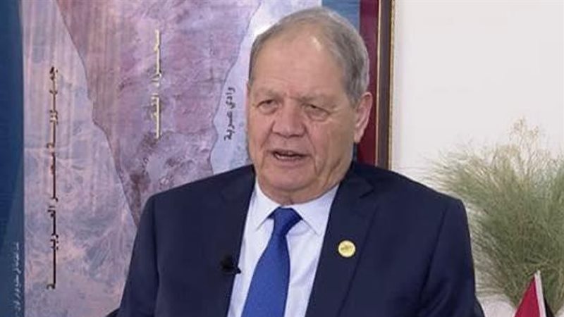  روحي فتوح