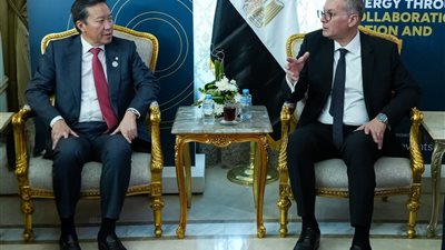 وزير البترول والثروة المعدنية يبحث خطط بي بي الإنجليزية للتوسع في مصر