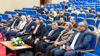 اقتصادية قناة السويس تنظم برنامجًا تدريبيًا لتعزيز الالتزام بقوانين العمل