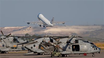 صحيفة إيطالية: إيطاليا منعت طائرات عسكرية أمريكية من استخدام قاعدة سيجونيلا الجوية