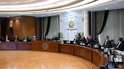 لجنة إدارة الأزمات توصي بتعليق إغلاق المحال خلال أسبوع أعياد الأقباط