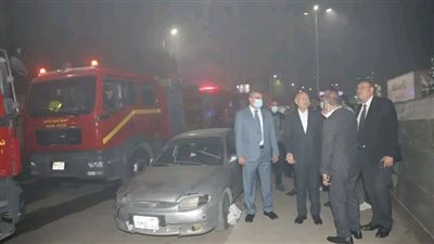 محافظ القاهرة ومدير الأمن يتفقدان موقع حريق مصنع ومخزن ملابس حي الزيتون