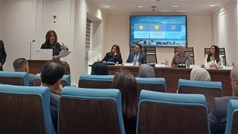 وزيرة الثقافة بمجلس