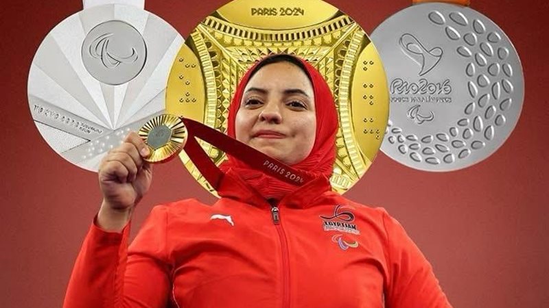 رحاب رضوان بطلة رفع