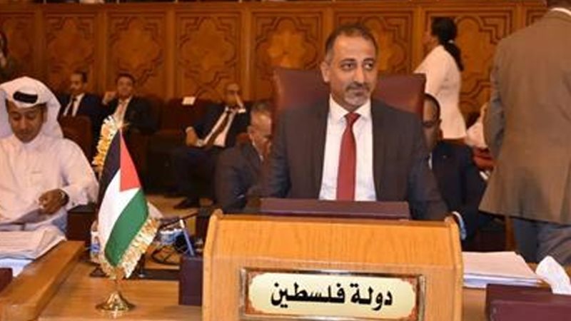 السفير مهند العكلوك