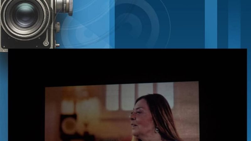 فيلم هي 