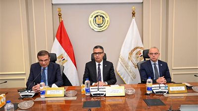 وزير الزراعة: تنسيق حكومي لتعظيم الاستفادة من الموارد وتعزيز الأمن الغذائي ودعم مناخ الاستثمار