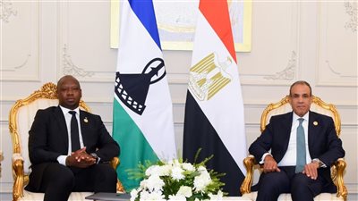 وزير الخارجية يلتقي وزير خارجية ليسوتو لتعزيز التعاون الثنائي