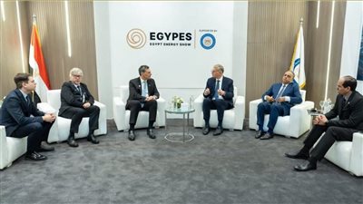 وزير البترول يبحث مع شركة يونانية زيادة الاستثمارات لاستكشاف وإنتاج الغاز بالبحر المتوسط